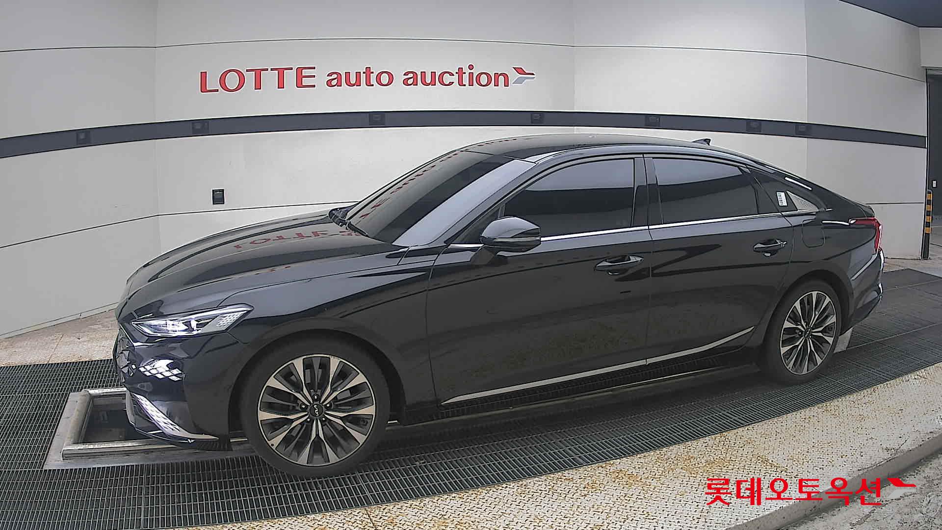 2022 - kia k8