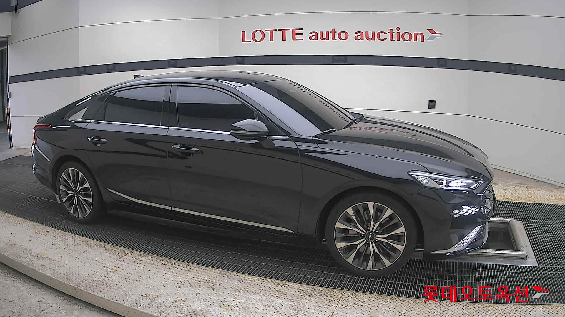 2022 - kia k8