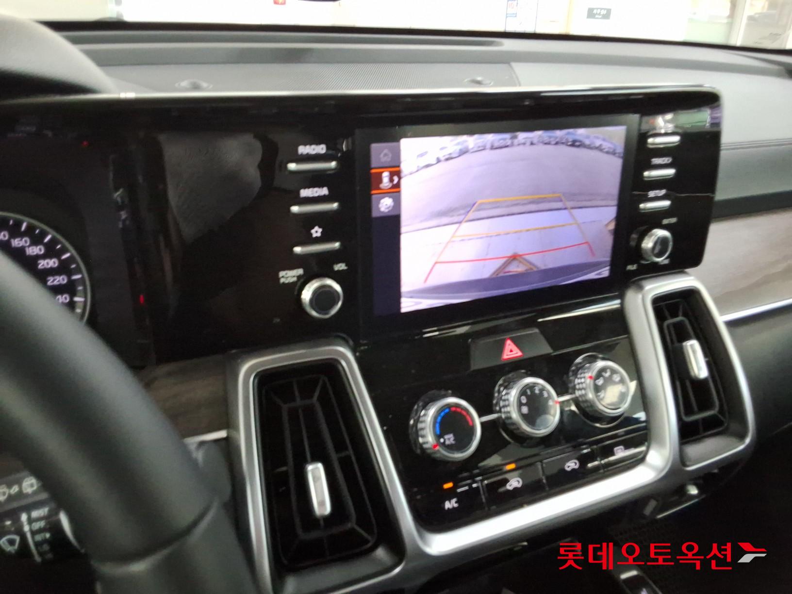 2022 - kia sorento