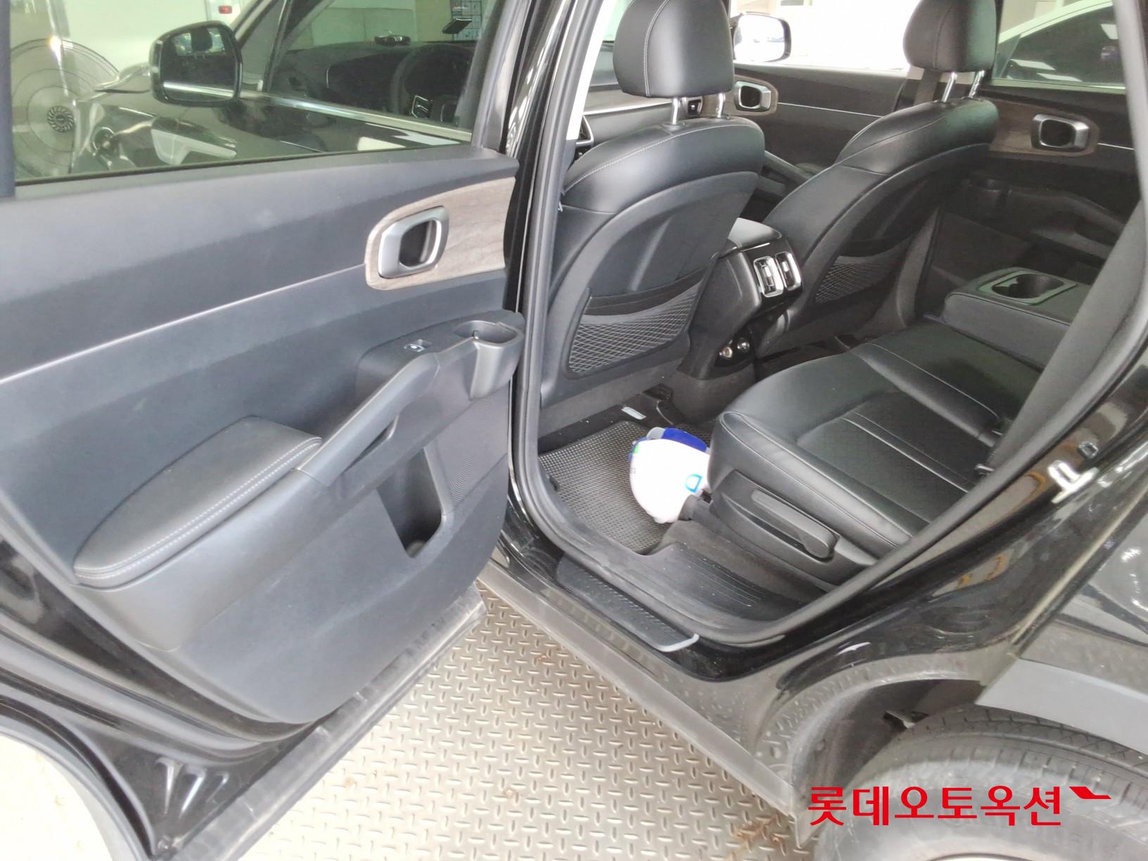 2022 - kia sorento