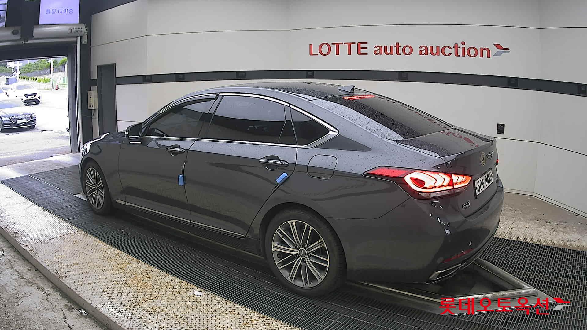 2017 - genesis g80