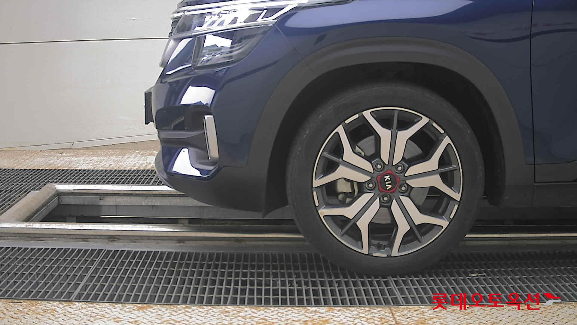 2020 - kia seltos