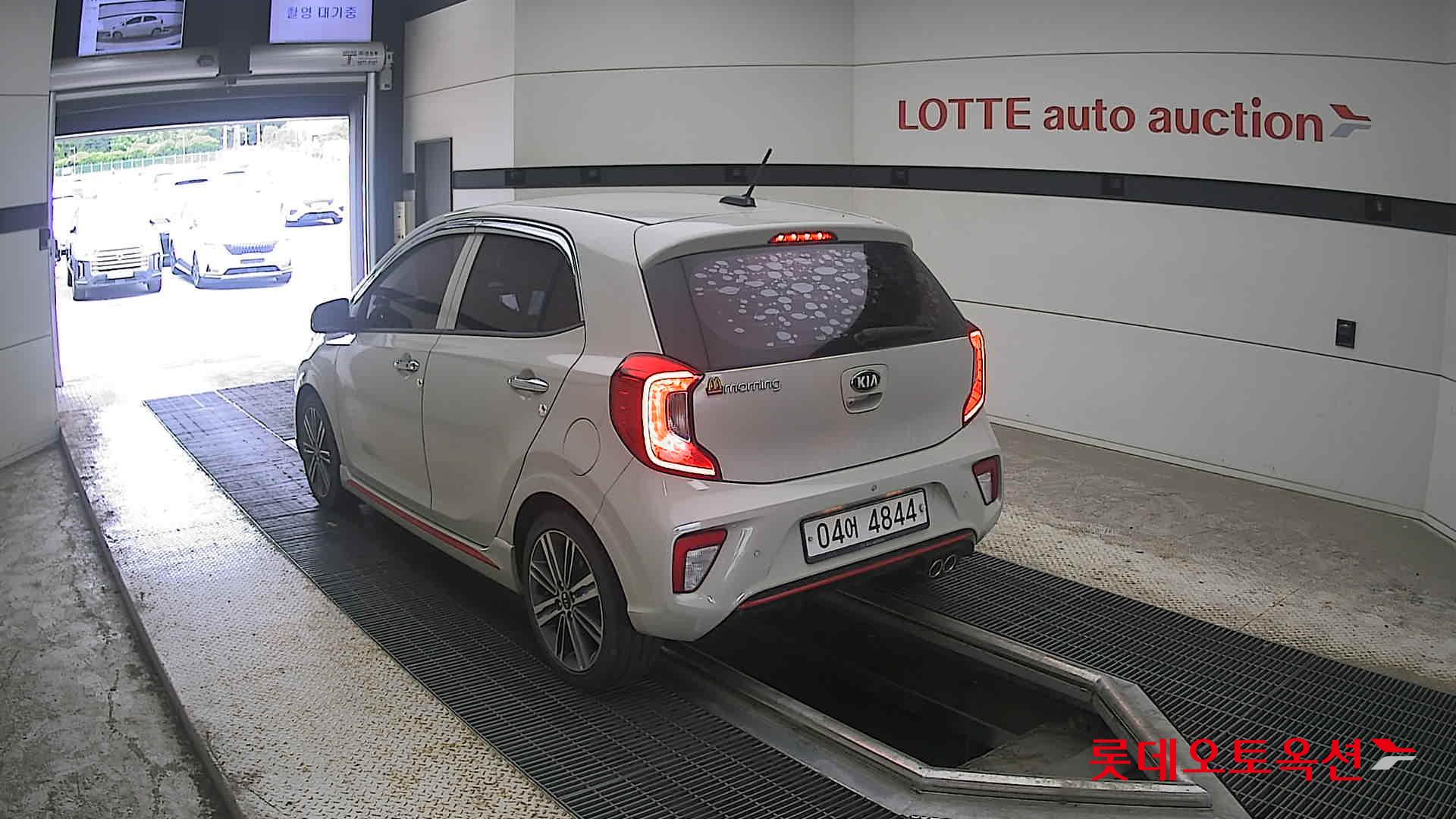 2017 - kia morning