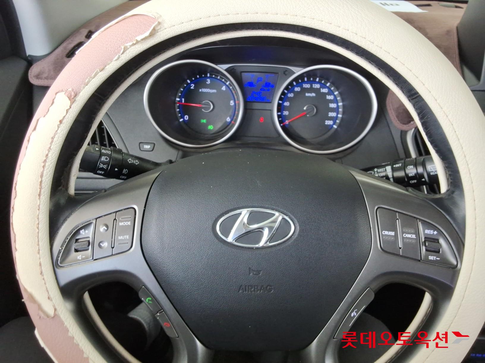 2014 - hyundai tucson