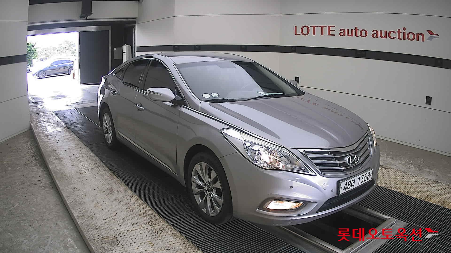 2012 - hyundai grandeur