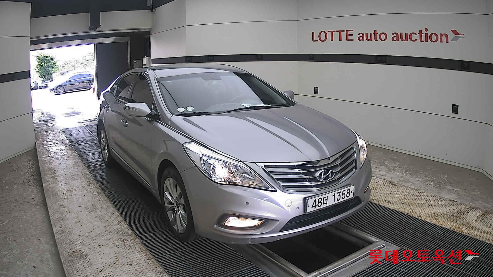 2012 - hyundai grandeur