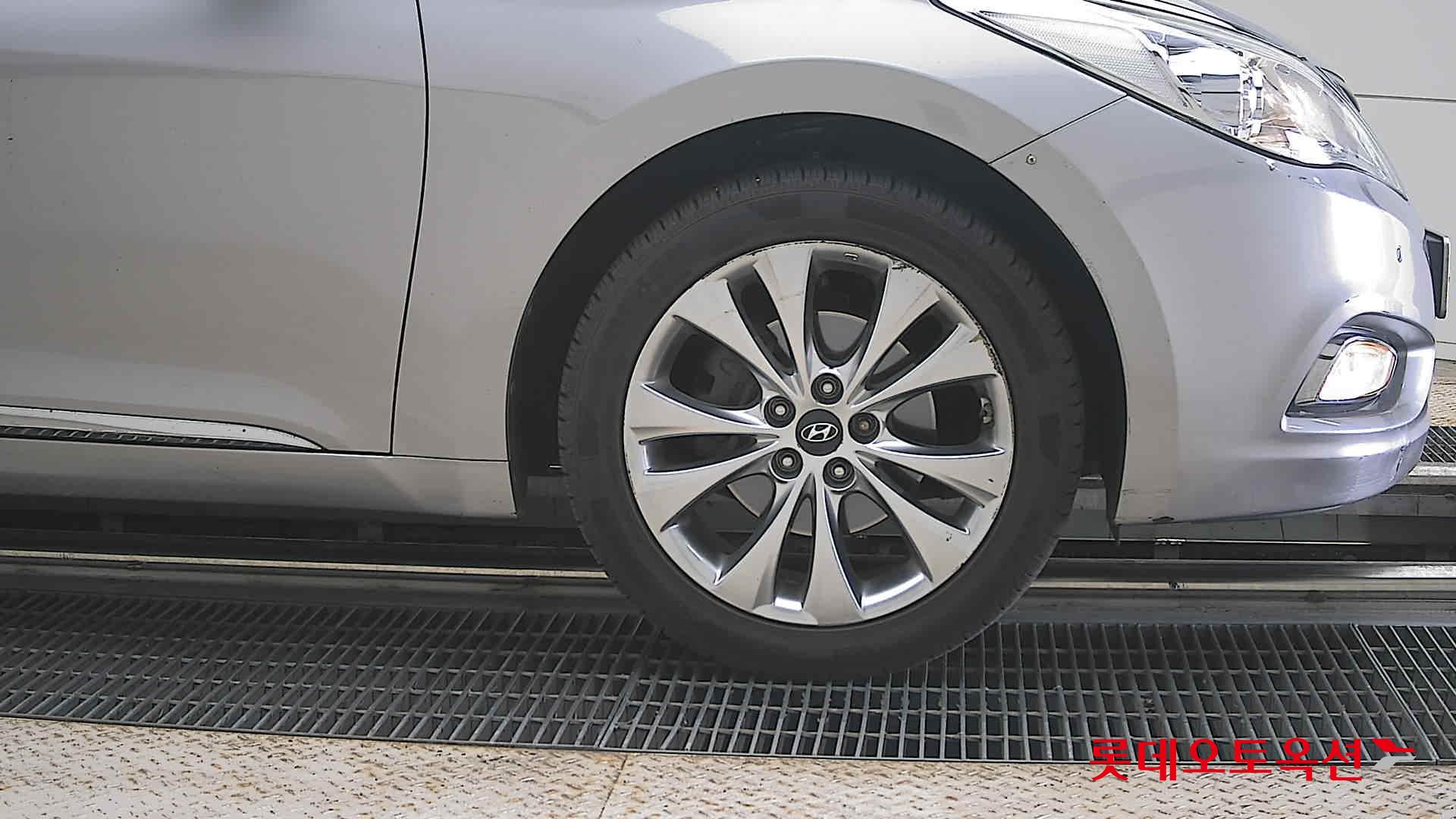 2012 - hyundai grandeur