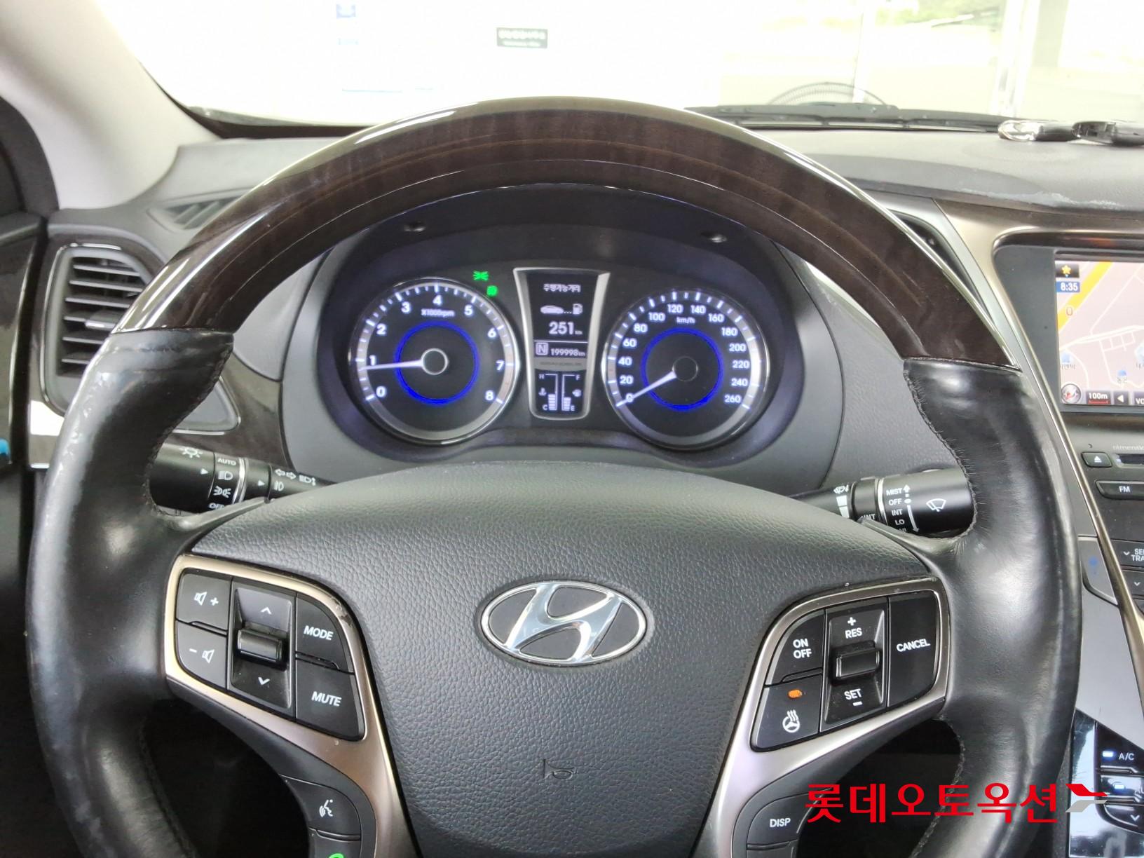 2012 - hyundai grandeur