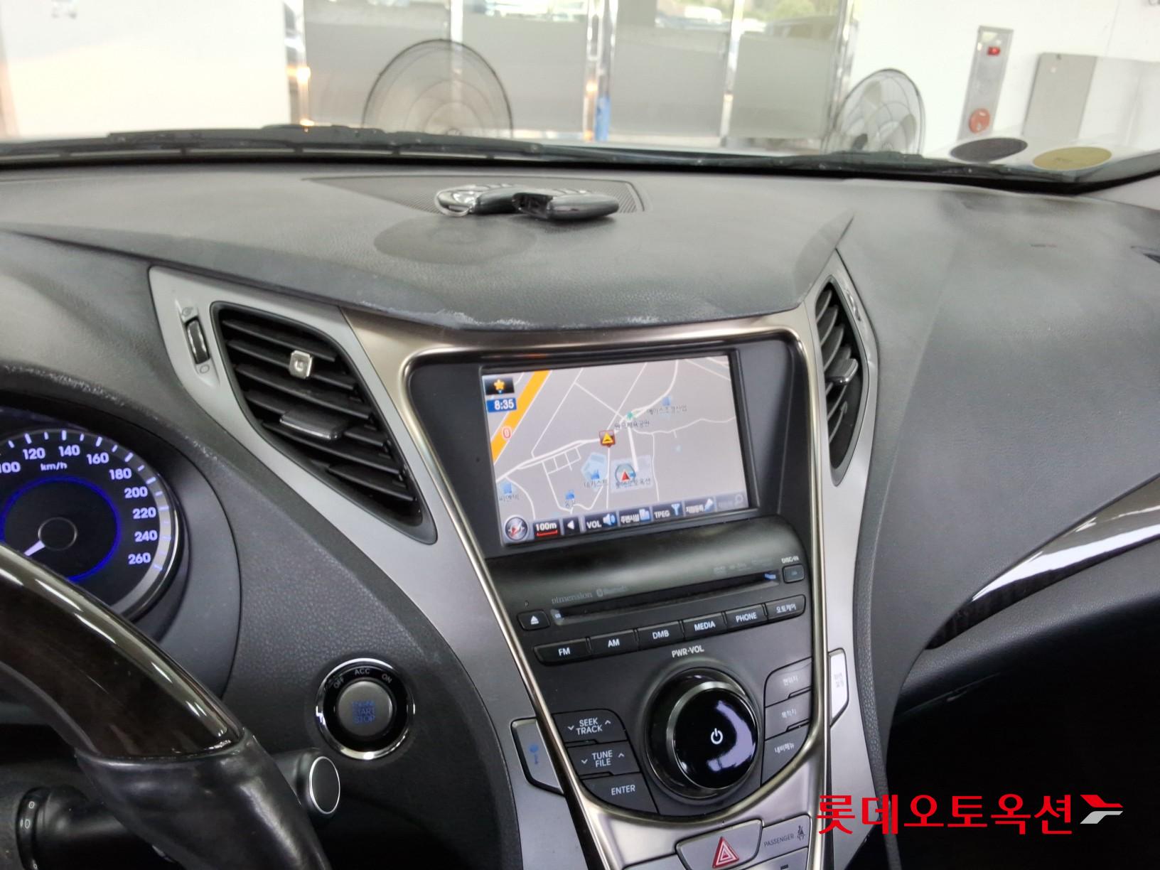 2012 - hyundai grandeur