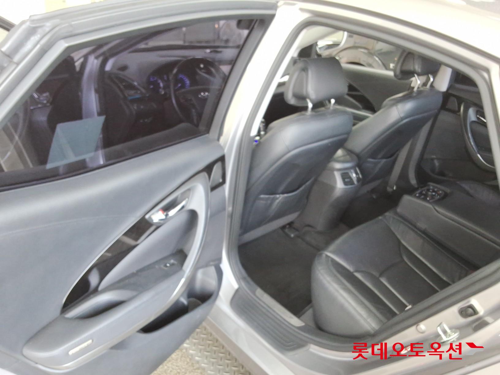 2012 - hyundai grandeur