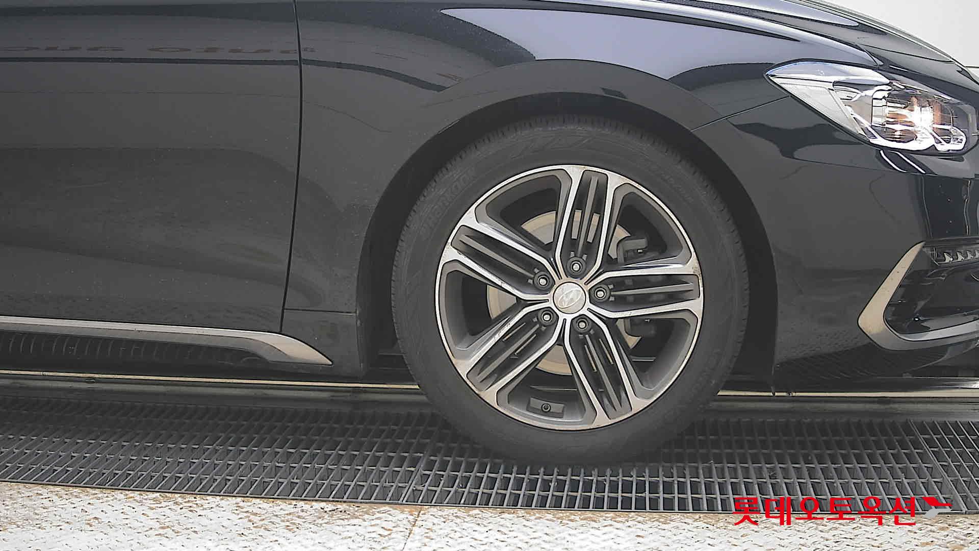 2017 - hyundai grandeur