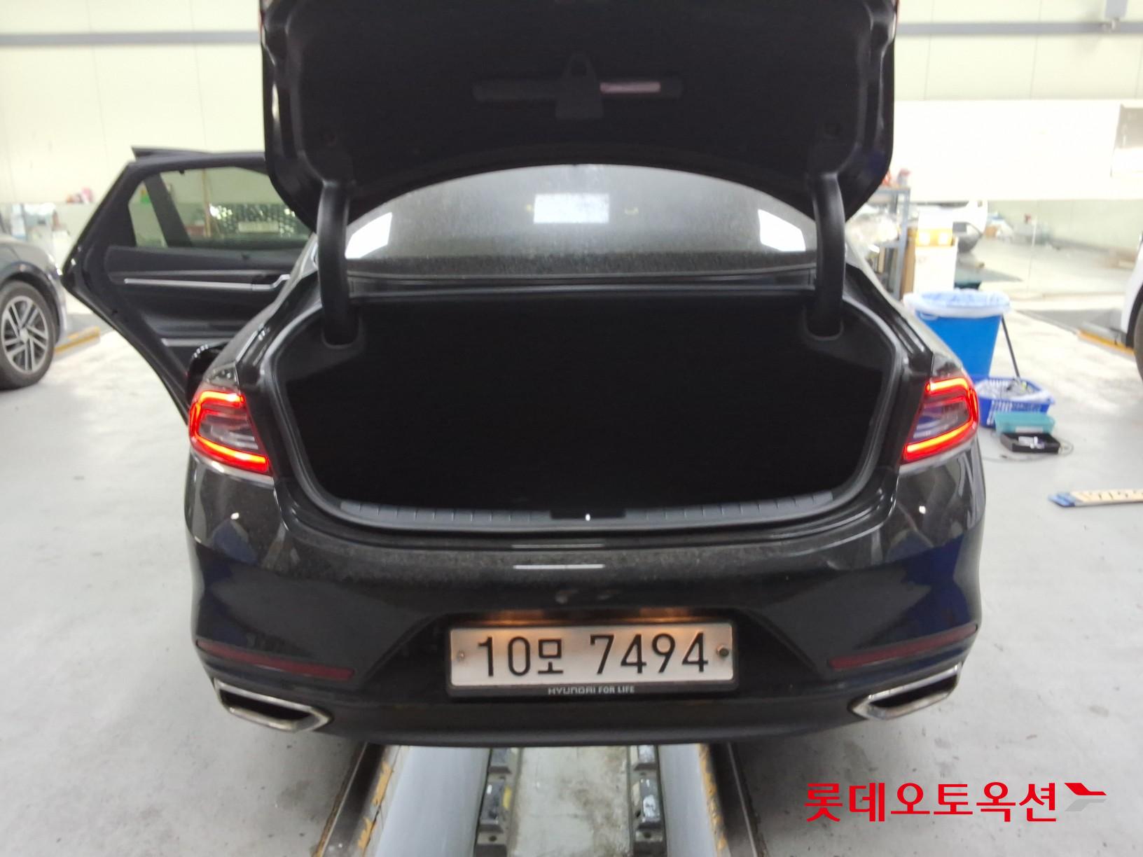2017 - hyundai grandeur