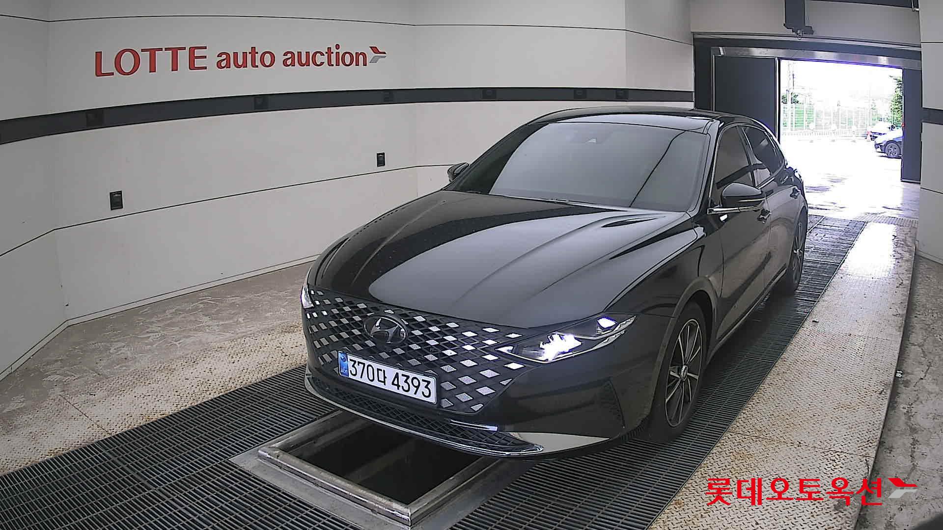 2022 - hyundai grandeur