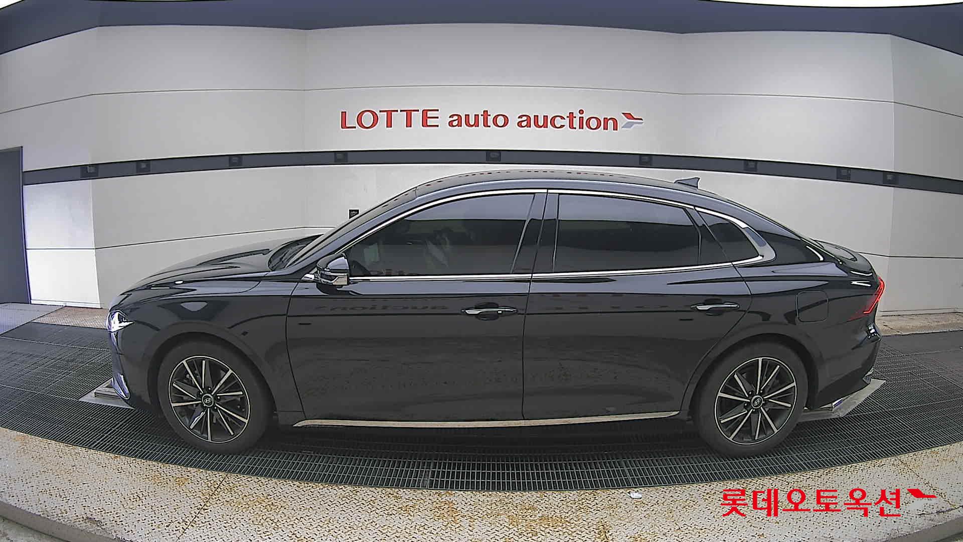 2022 - hyundai grandeur