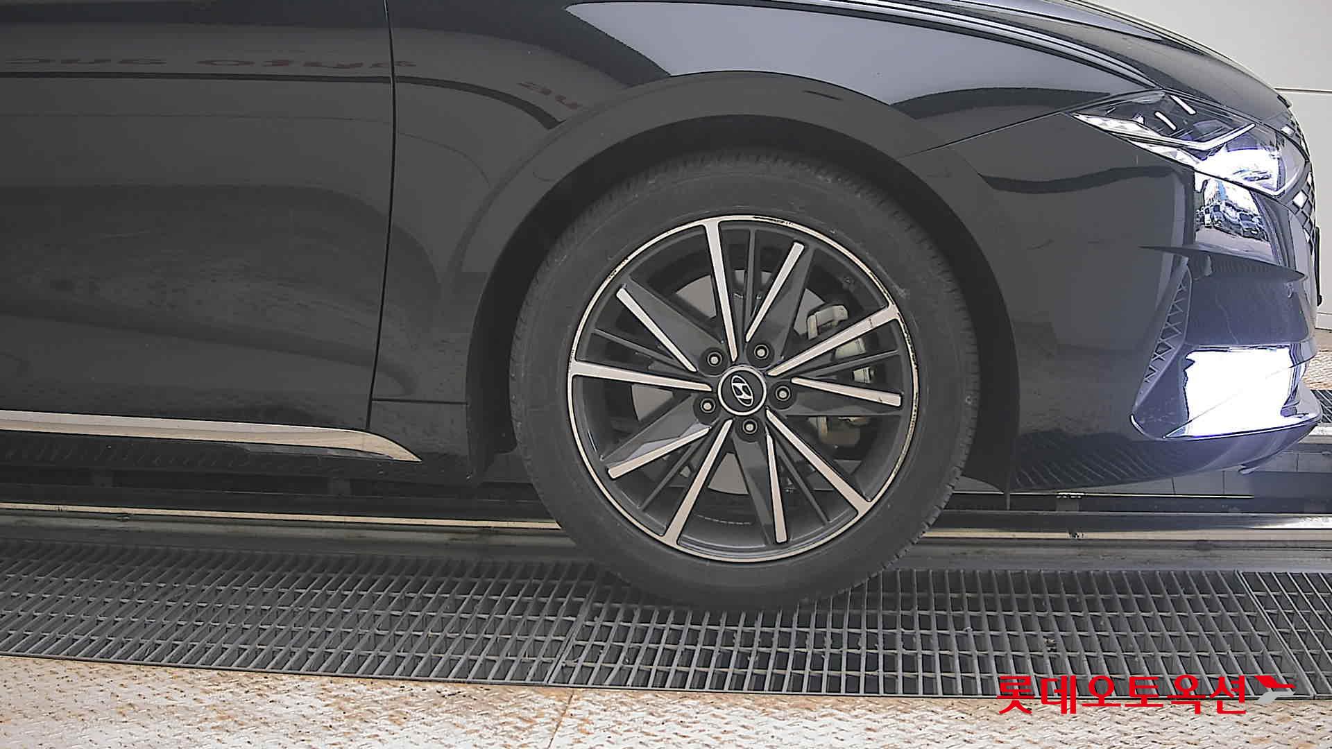 2022 - hyundai grandeur