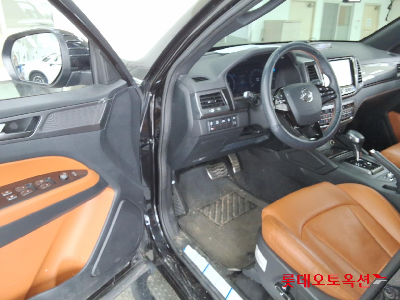 2022 - ssangyong rexton