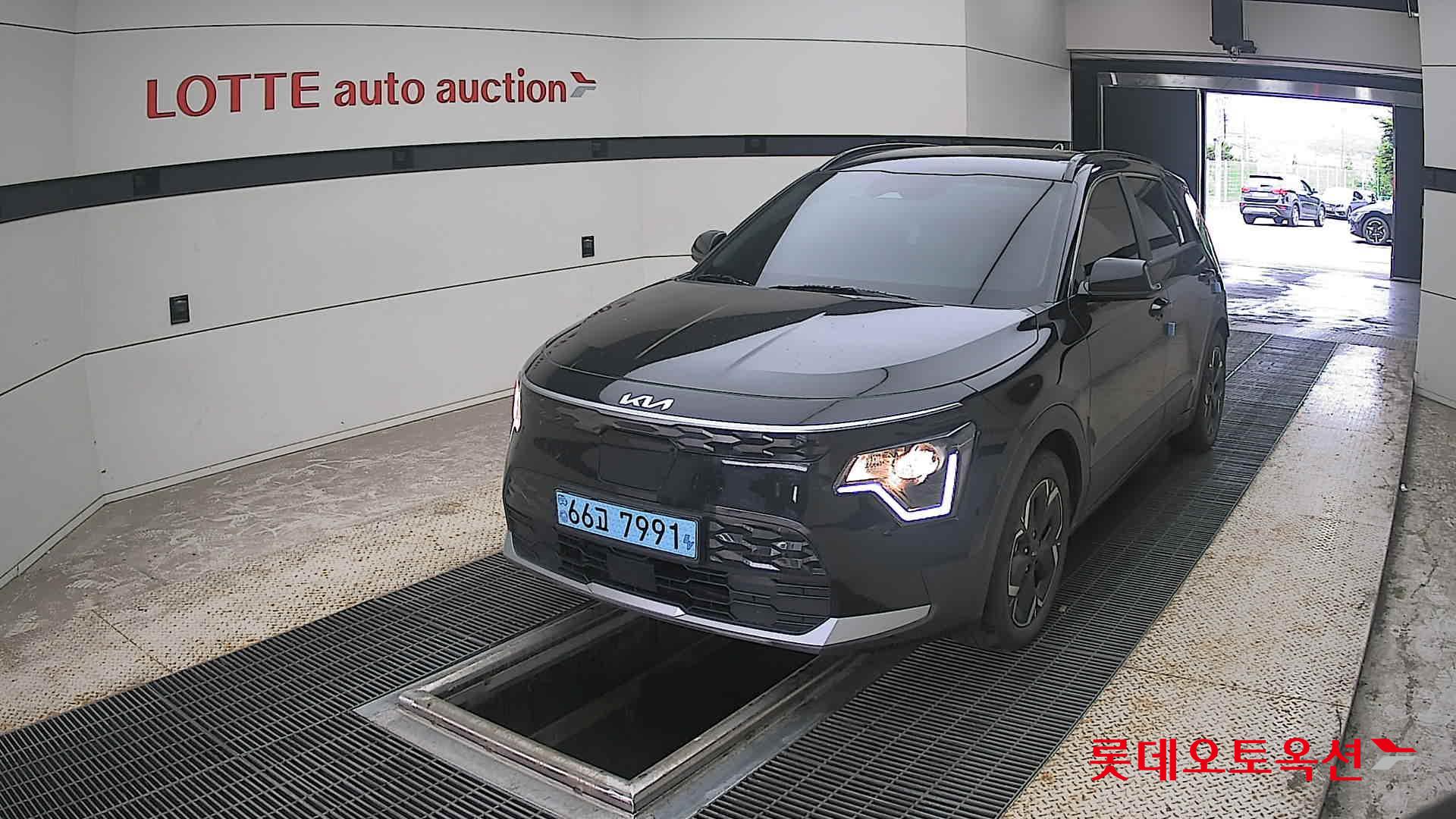 2023 - kia niro