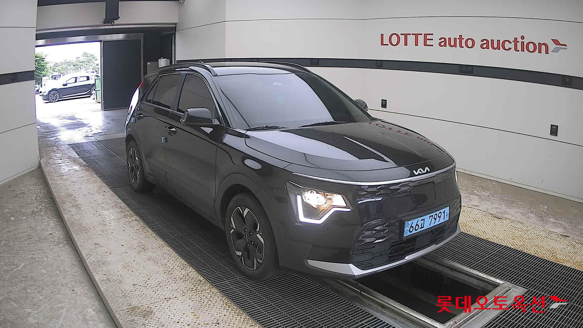 2023 - kia niro