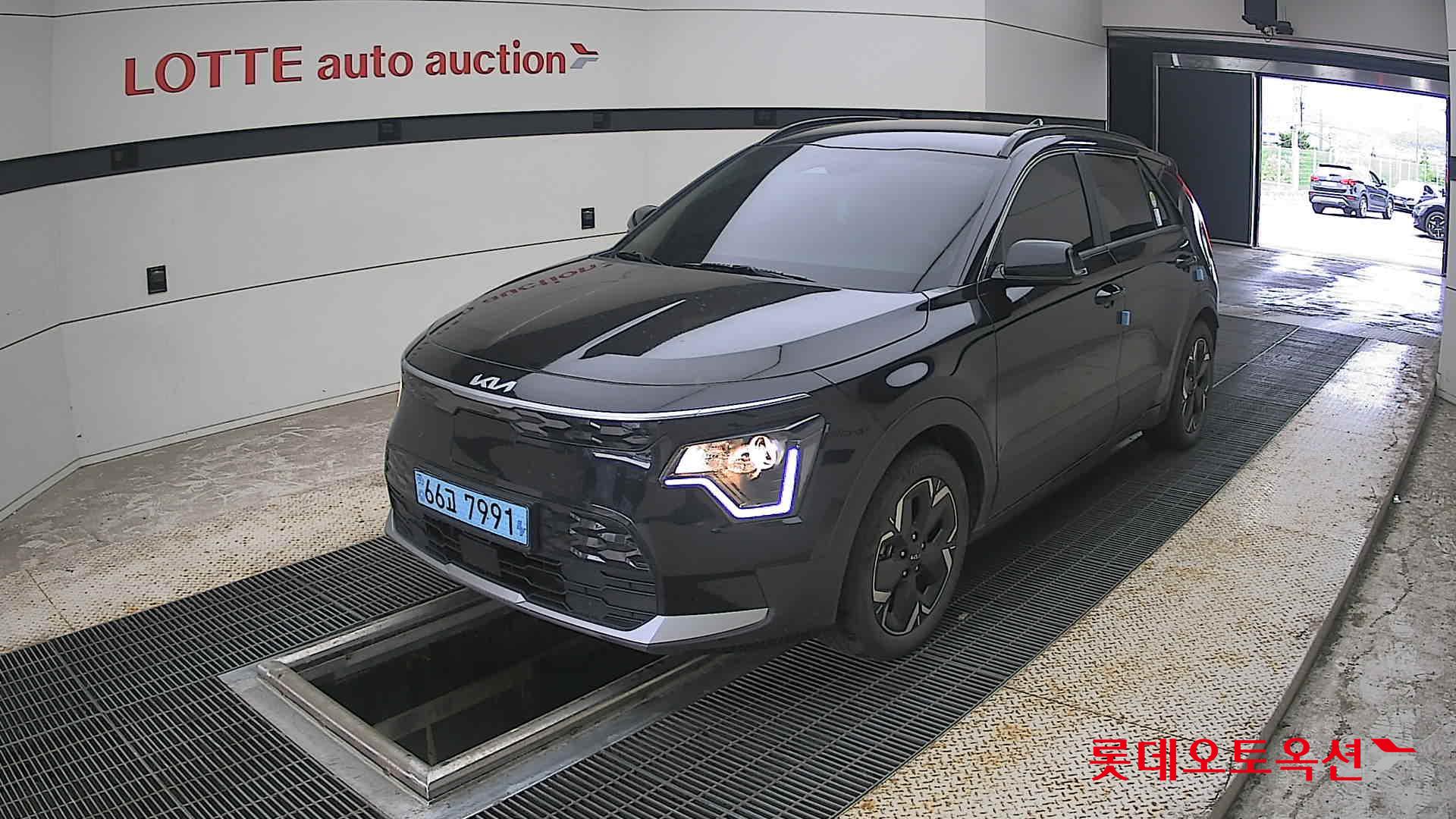2023 - kia niro