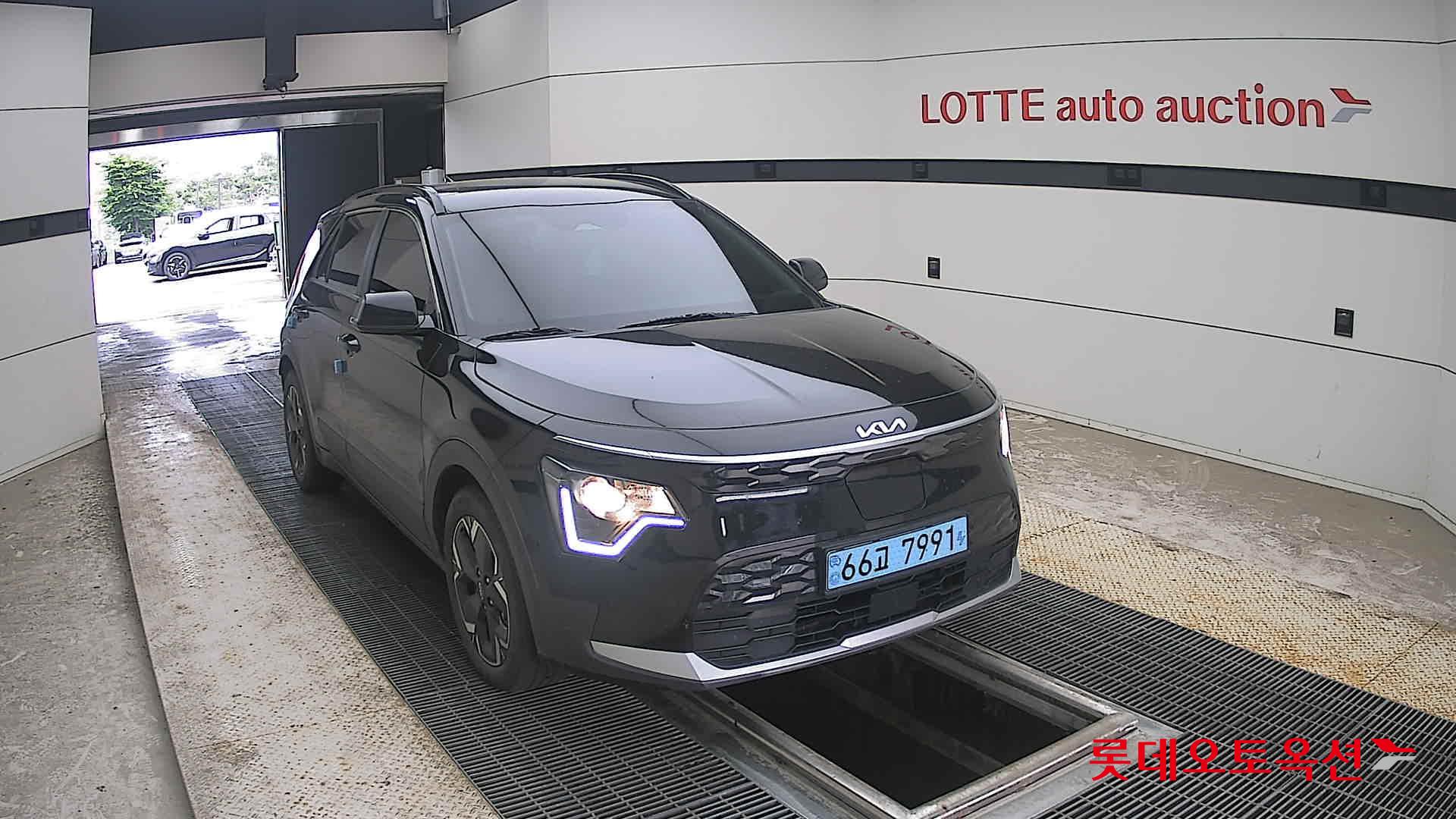 2023 - kia niro