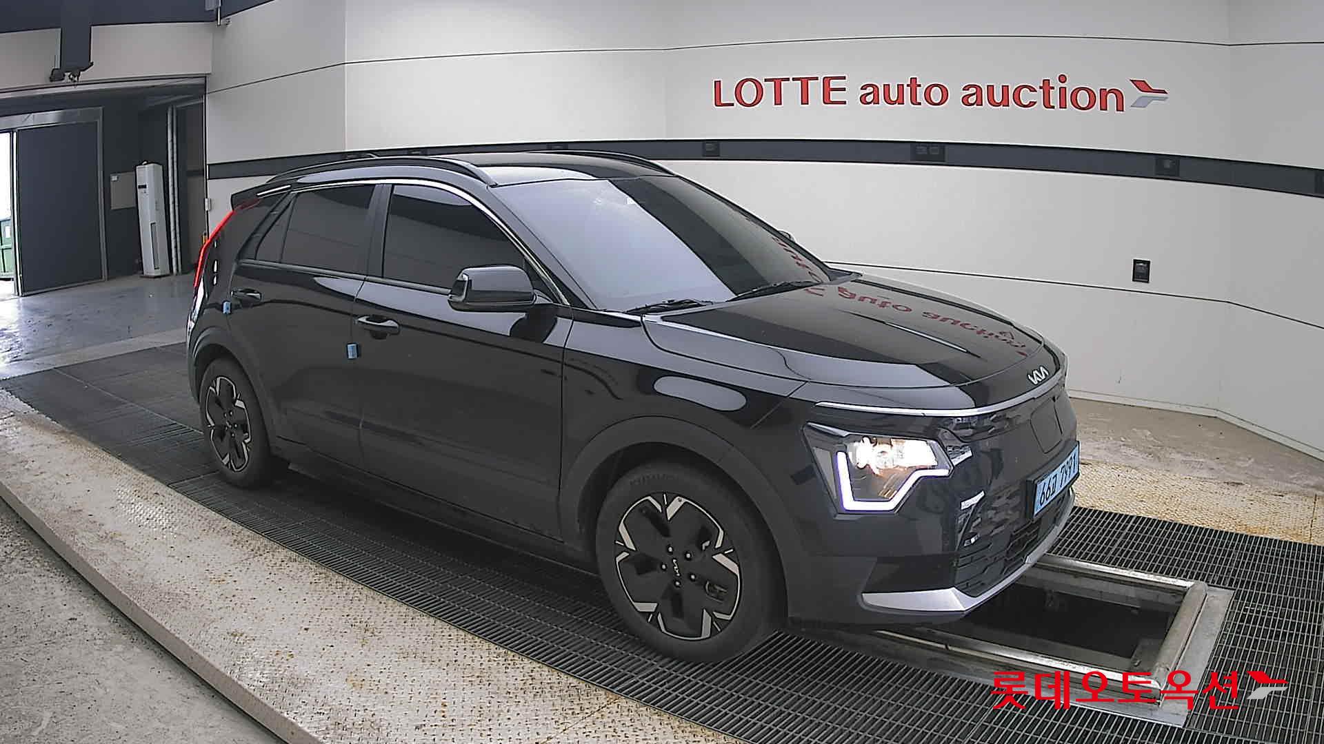 2023 - kia niro