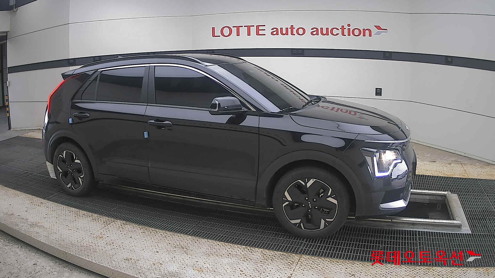 2023 - kia niro