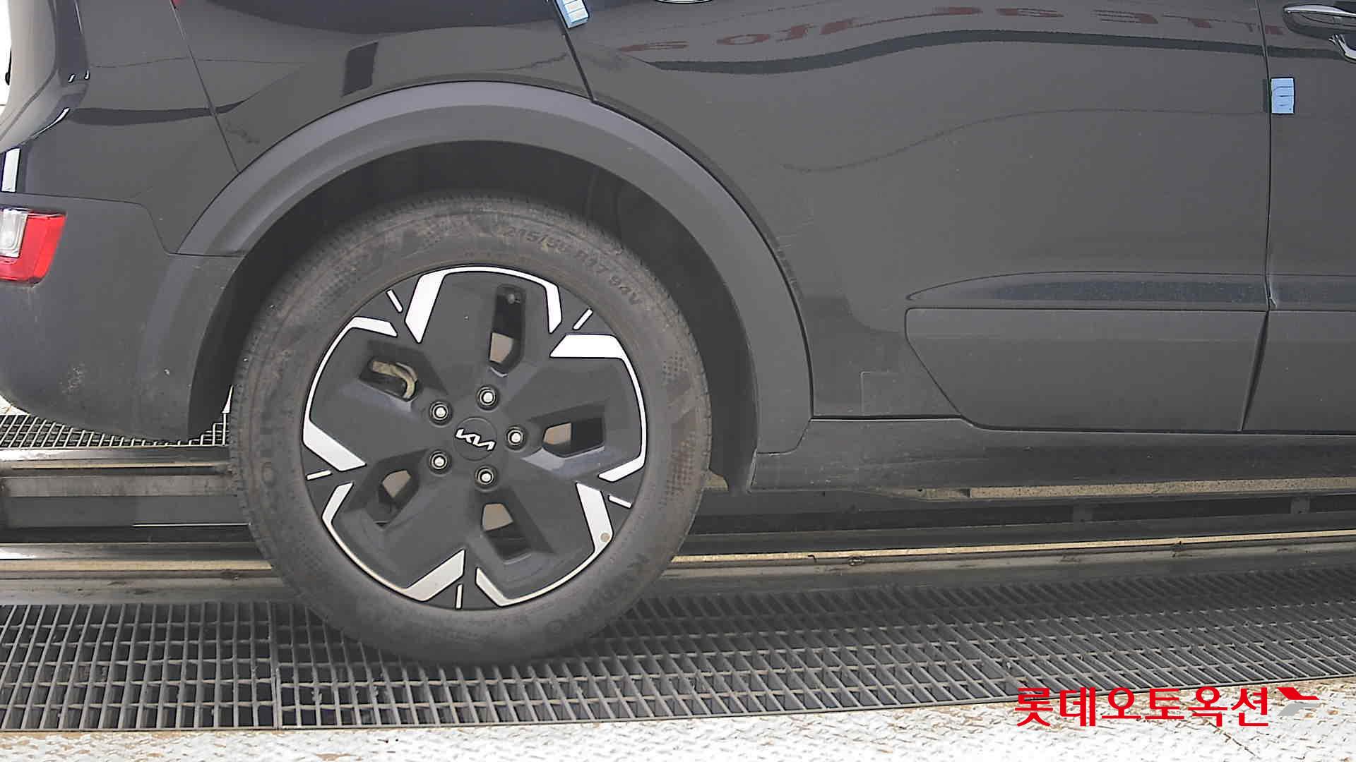 2023 - kia niro