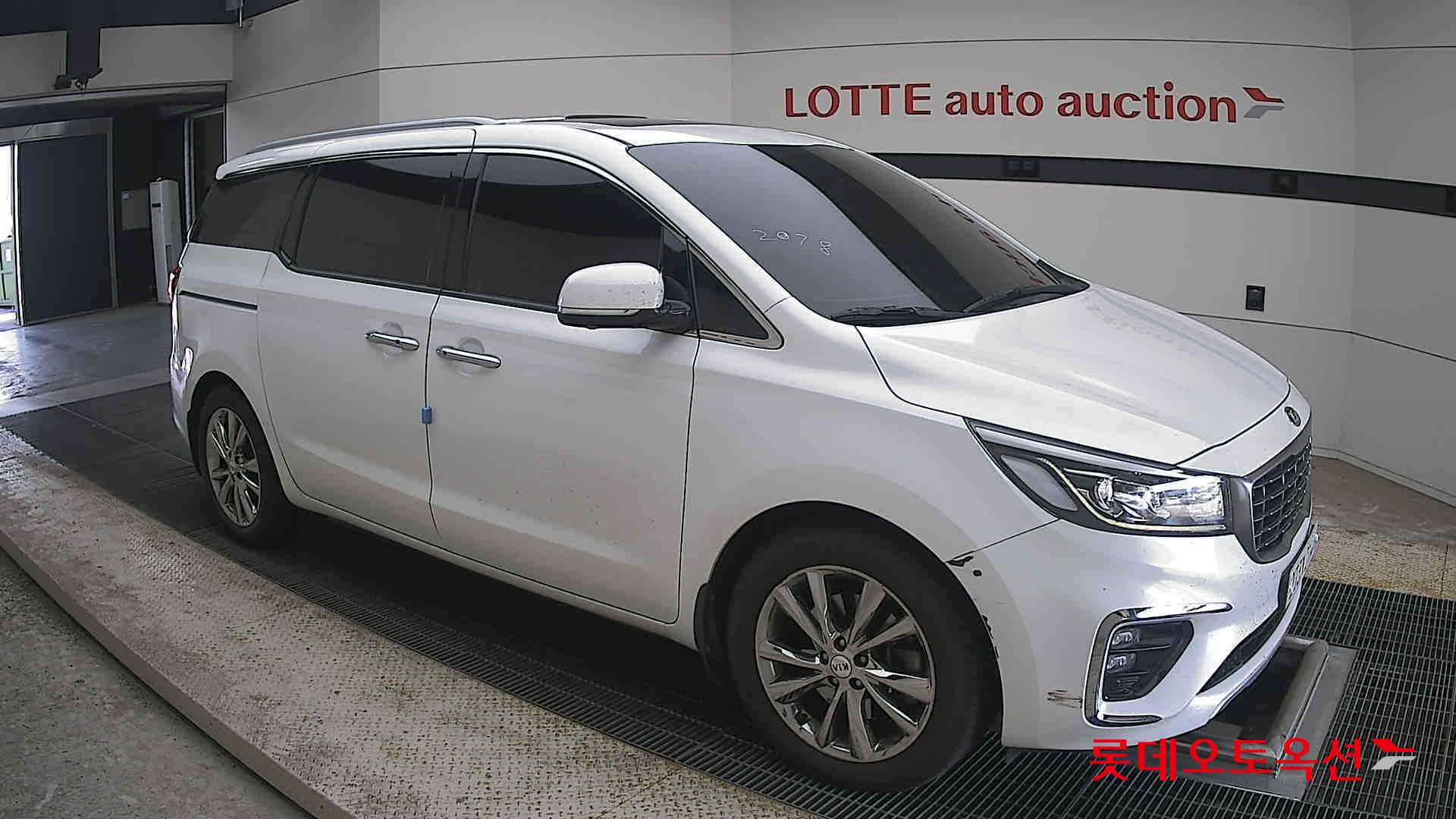 2019 - kia carnival