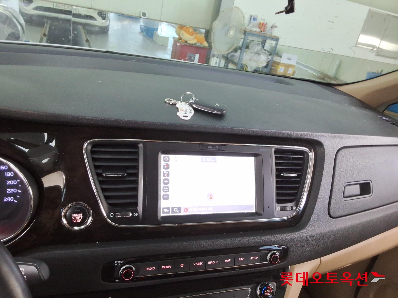 2019 - kia carnival