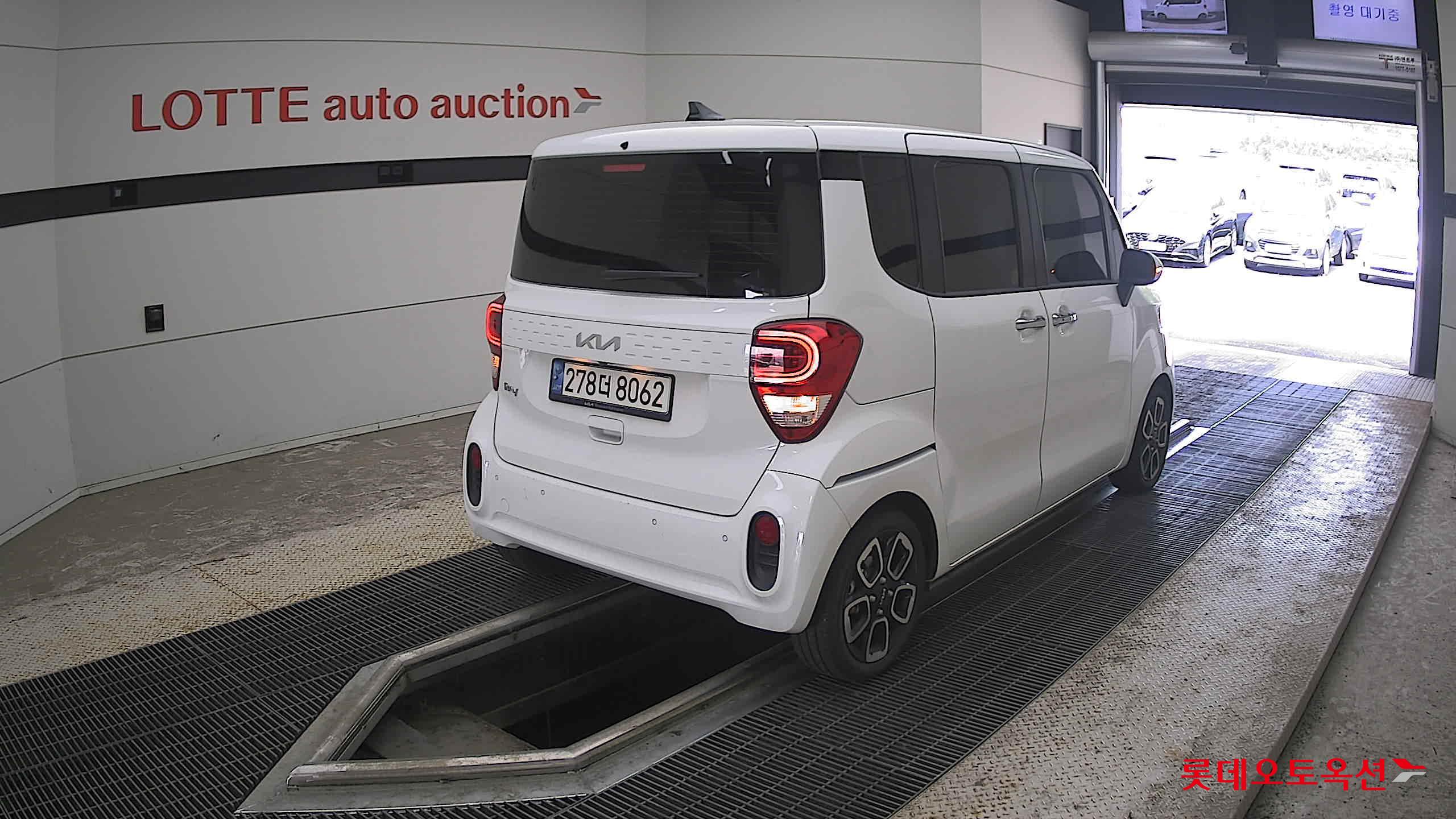 2022 - kia ray
