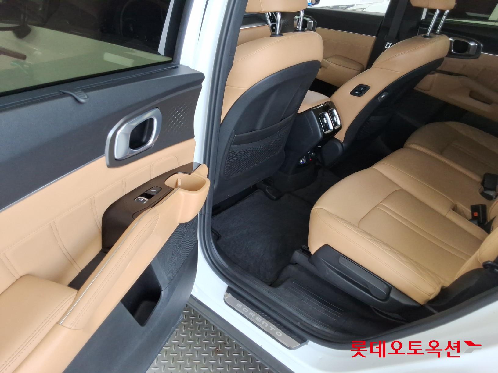 2023 - kia sorento