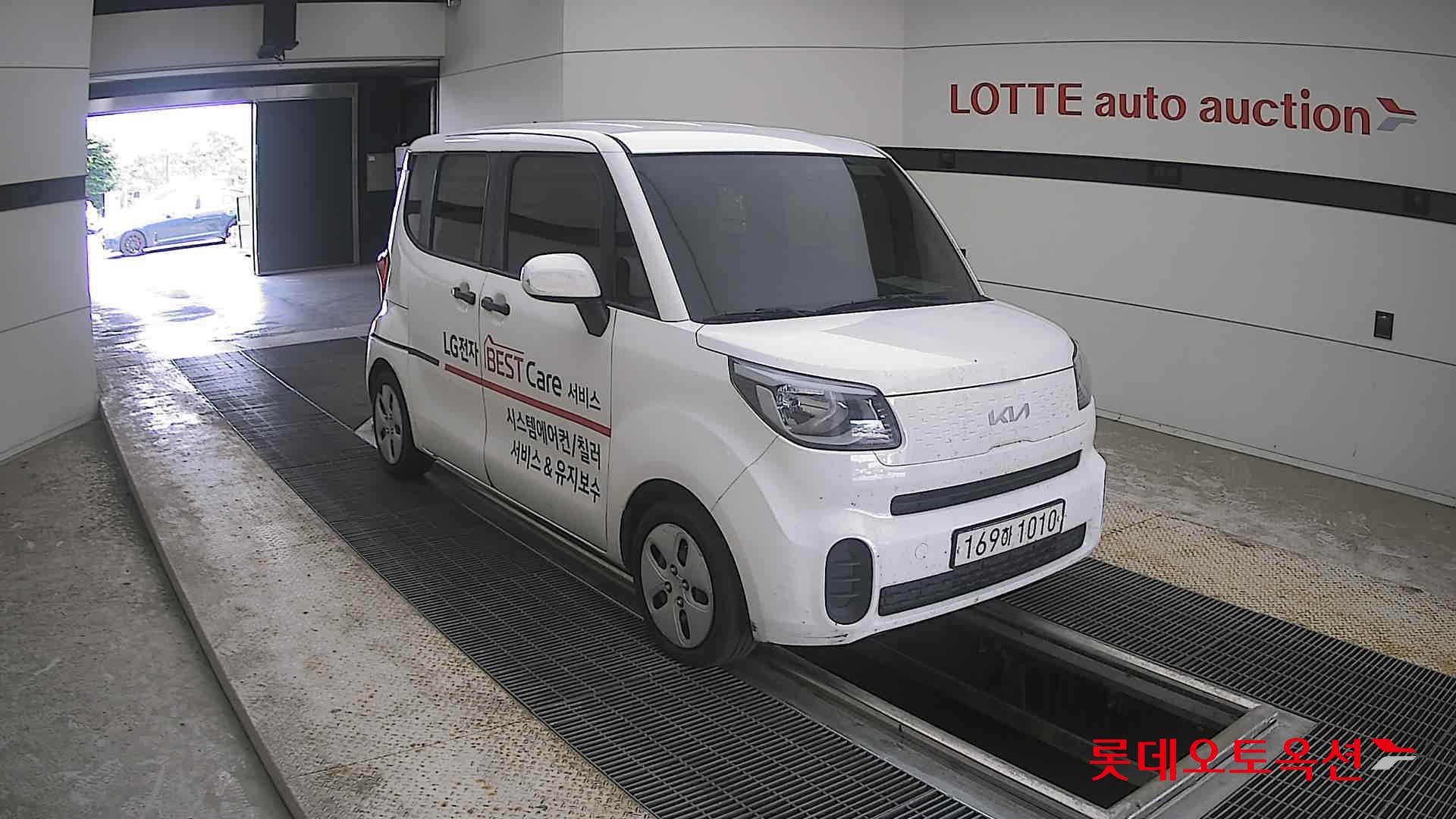 2022 - kia ray