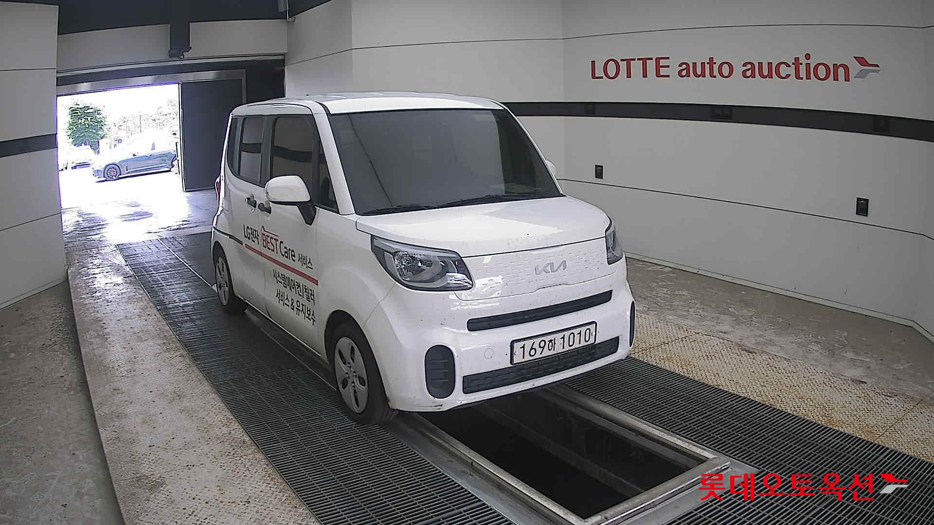 2022 - kia ray