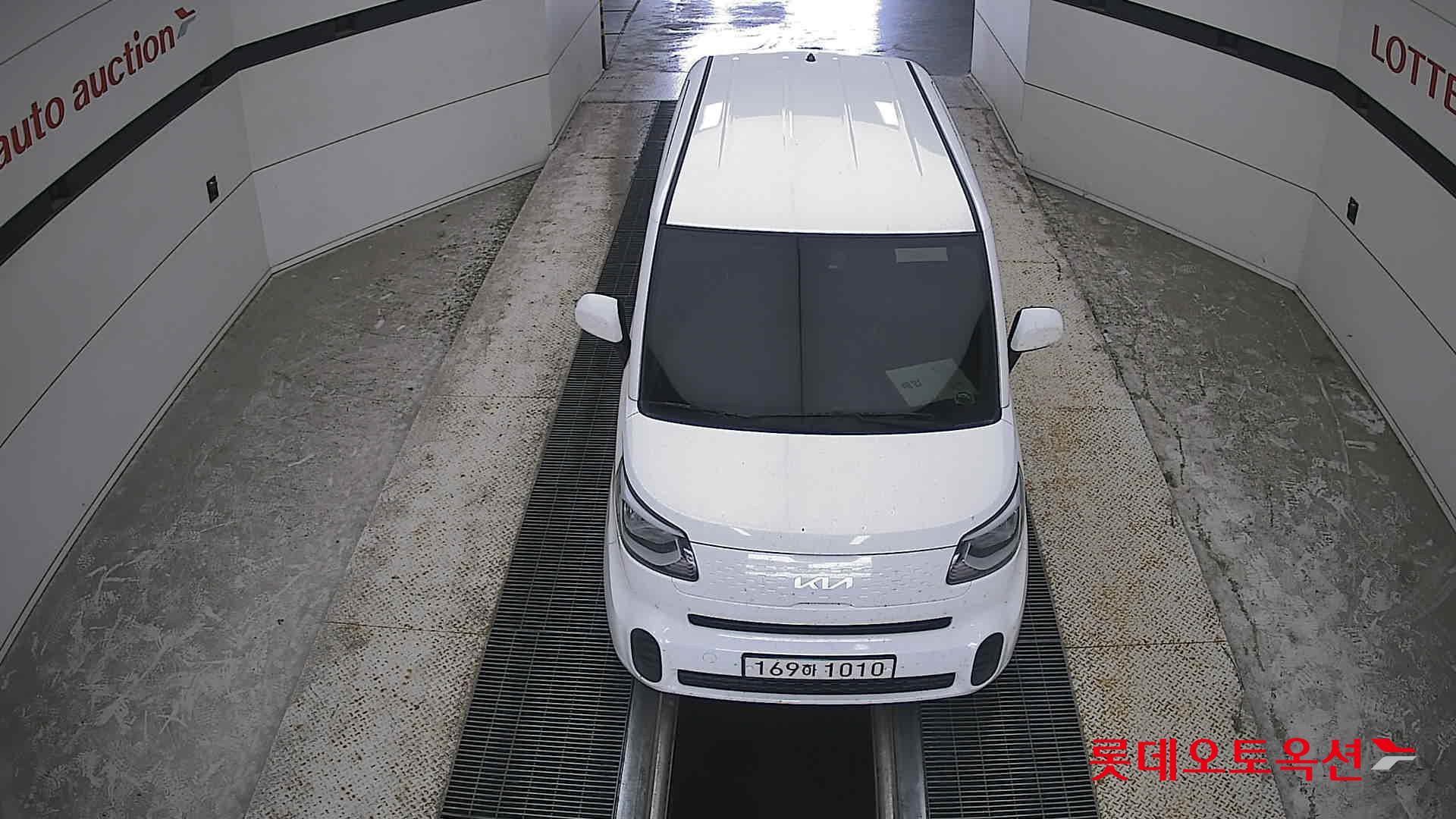2022 - kia ray