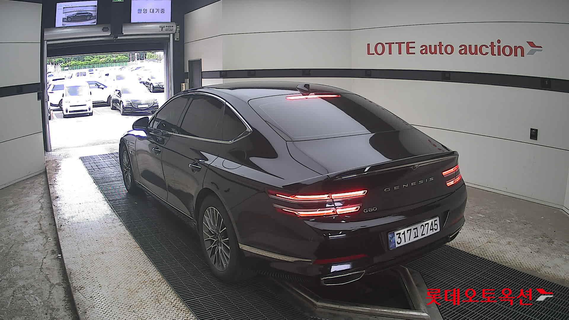 2022 - genesis g80