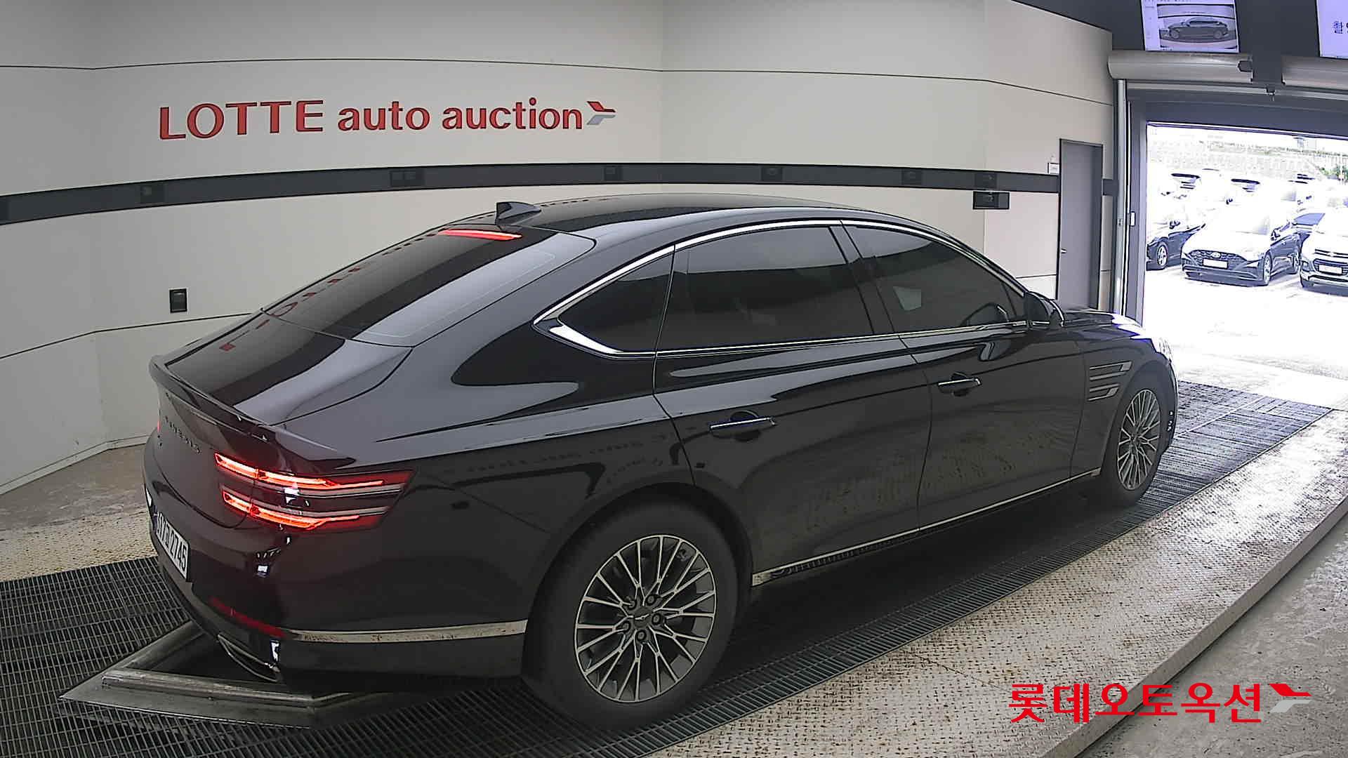 2022 - genesis g80