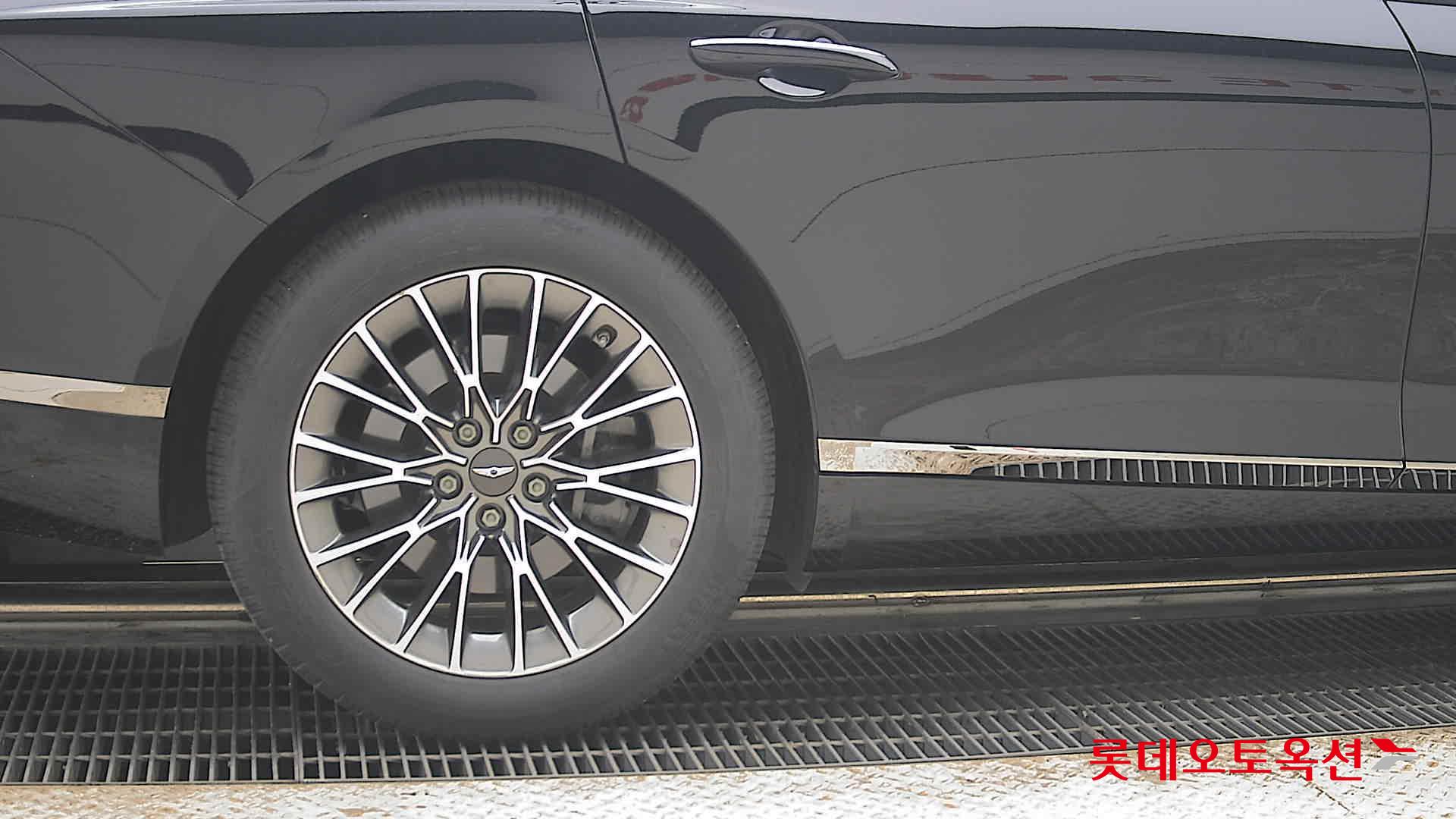 2022 - genesis g80