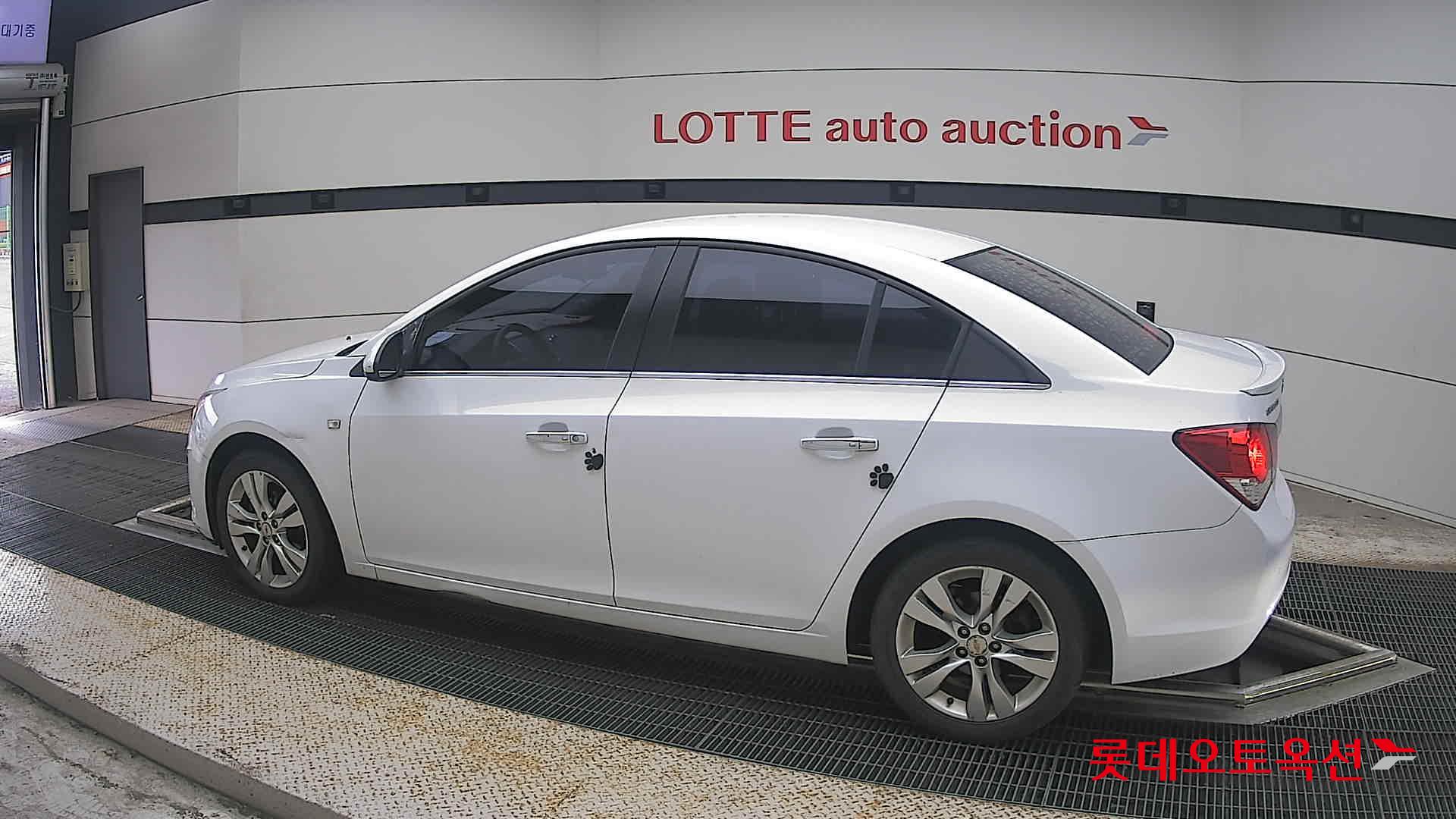 2013 - chevrolet cruze