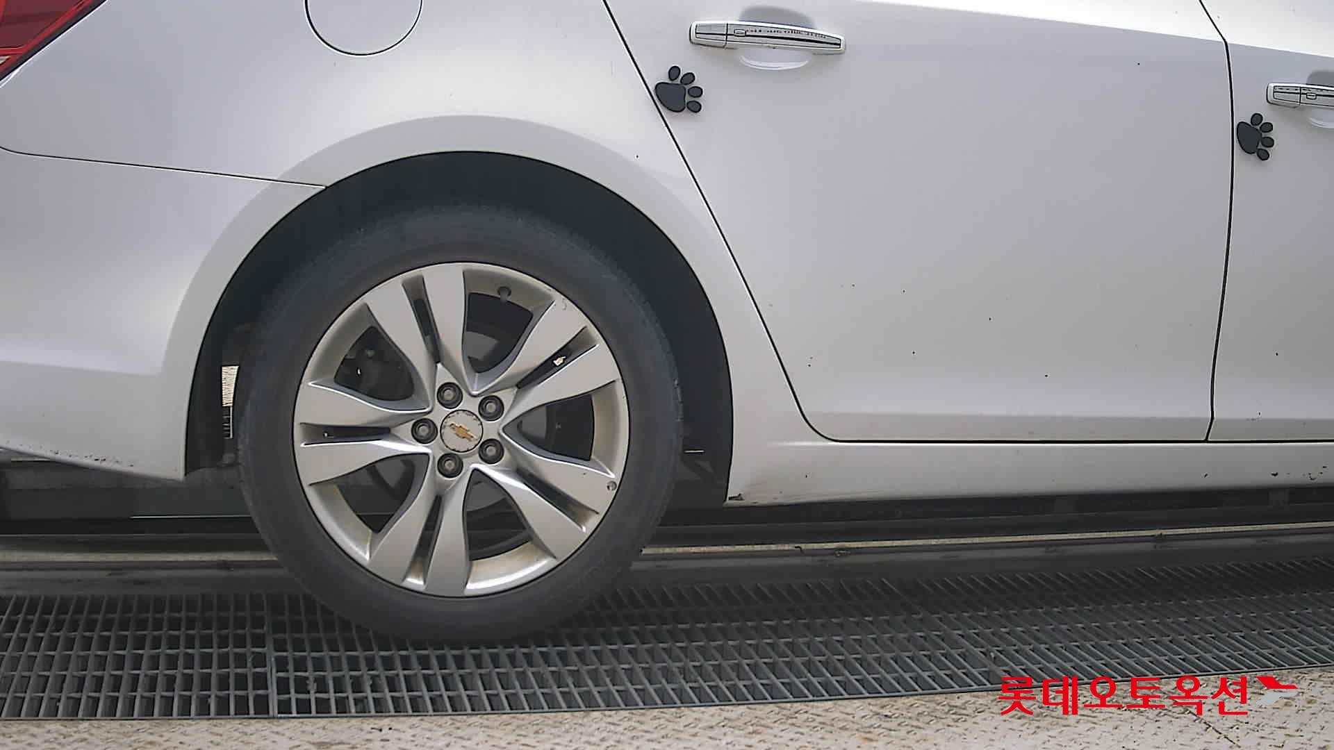 2013 - chevrolet cruze