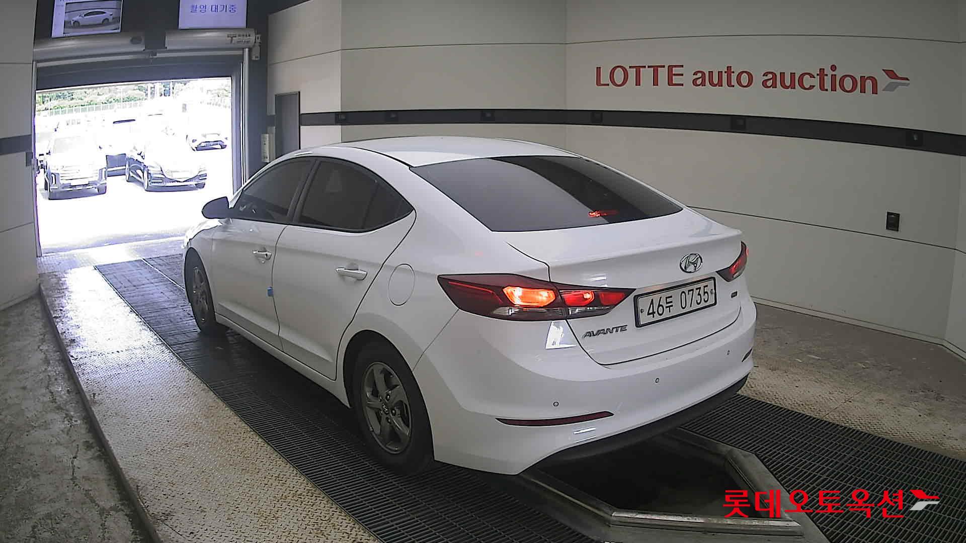 2017 - hyundai avante