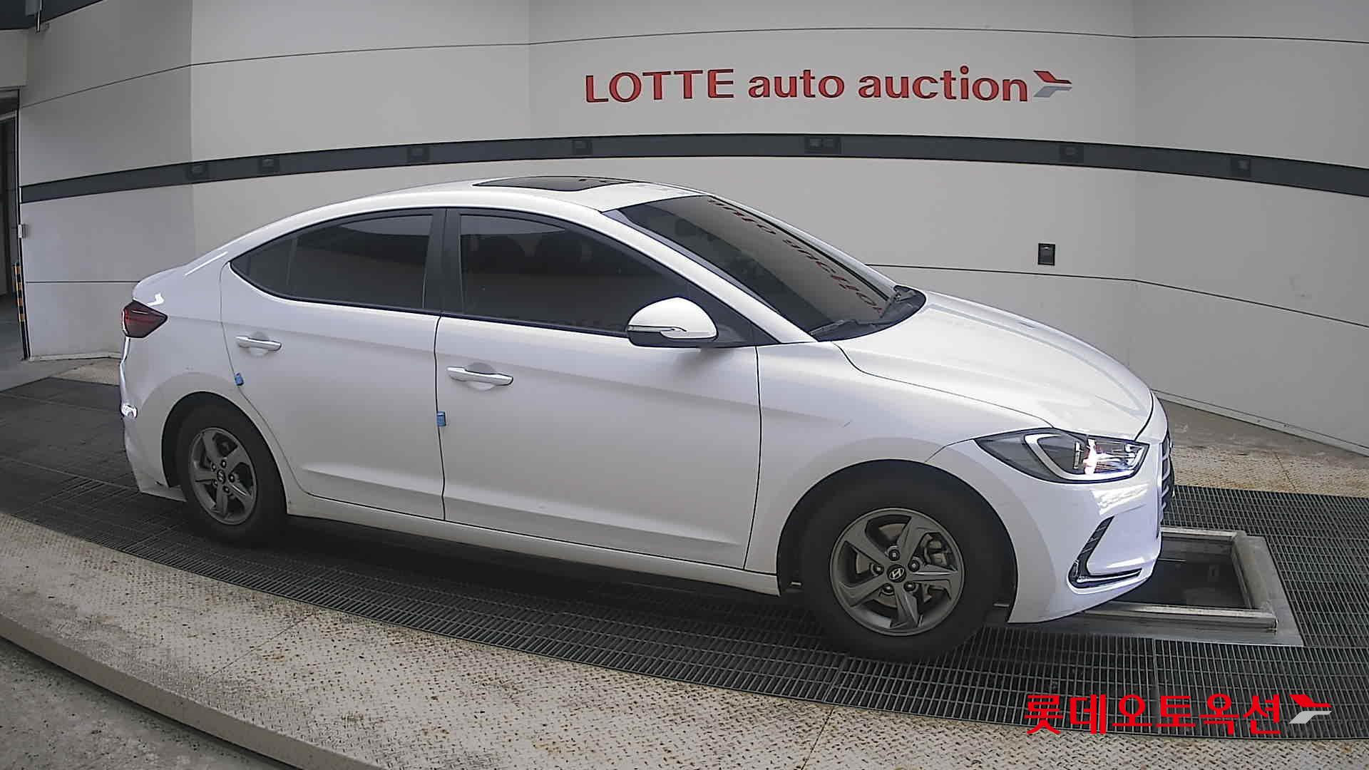 2017 - hyundai avante