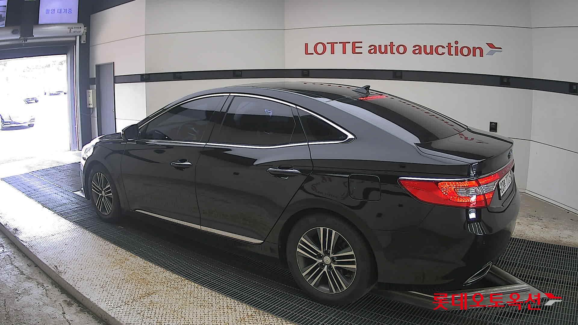 2014 - hyundai grandeur