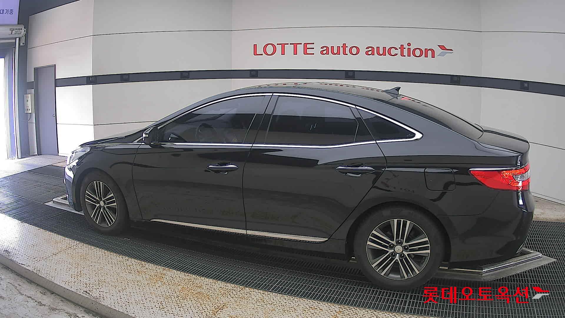 2014 - hyundai grandeur