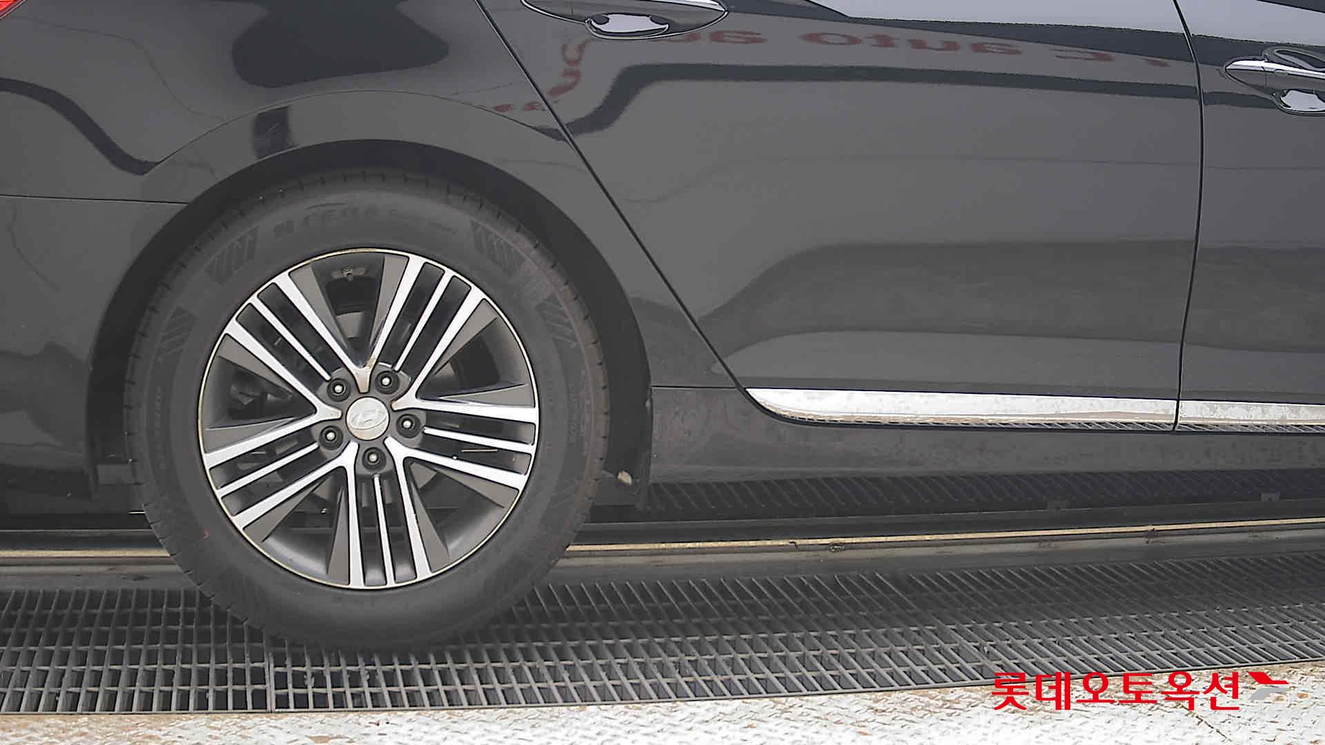 2014 - hyundai grandeur