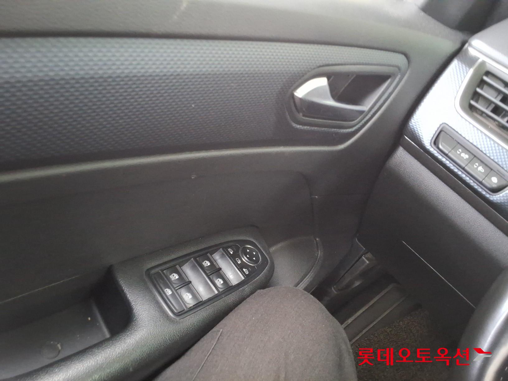 2023 - renault samsung xm3