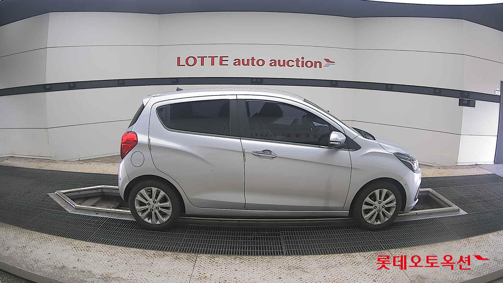 2017 - chevrolet spark