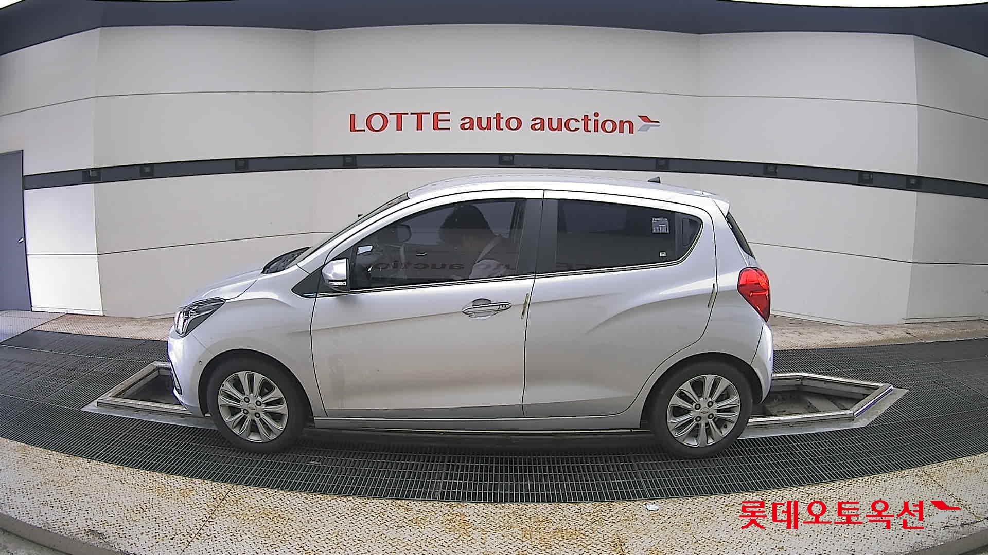 2017 - chevrolet spark