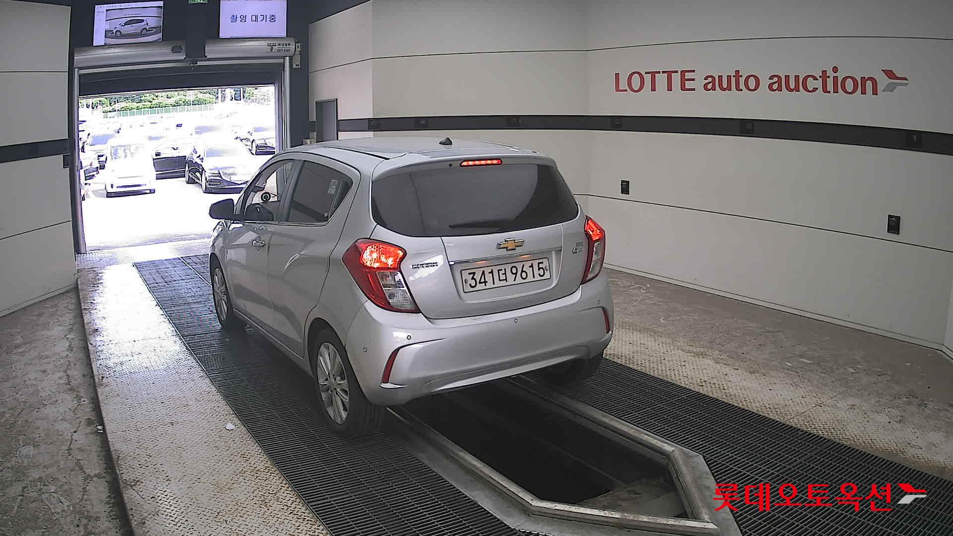 2017 - chevrolet spark