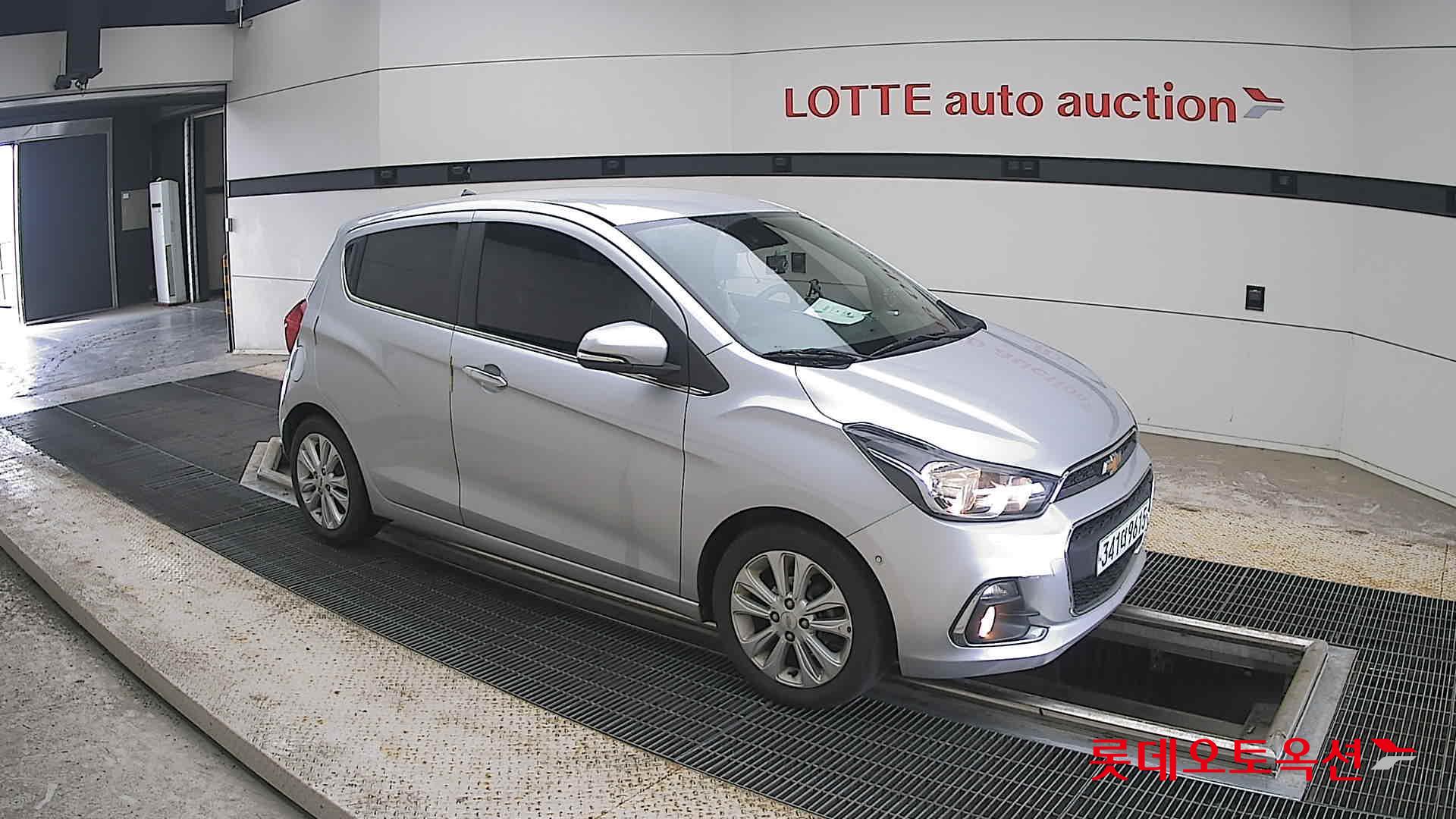 2017 - chevrolet spark
