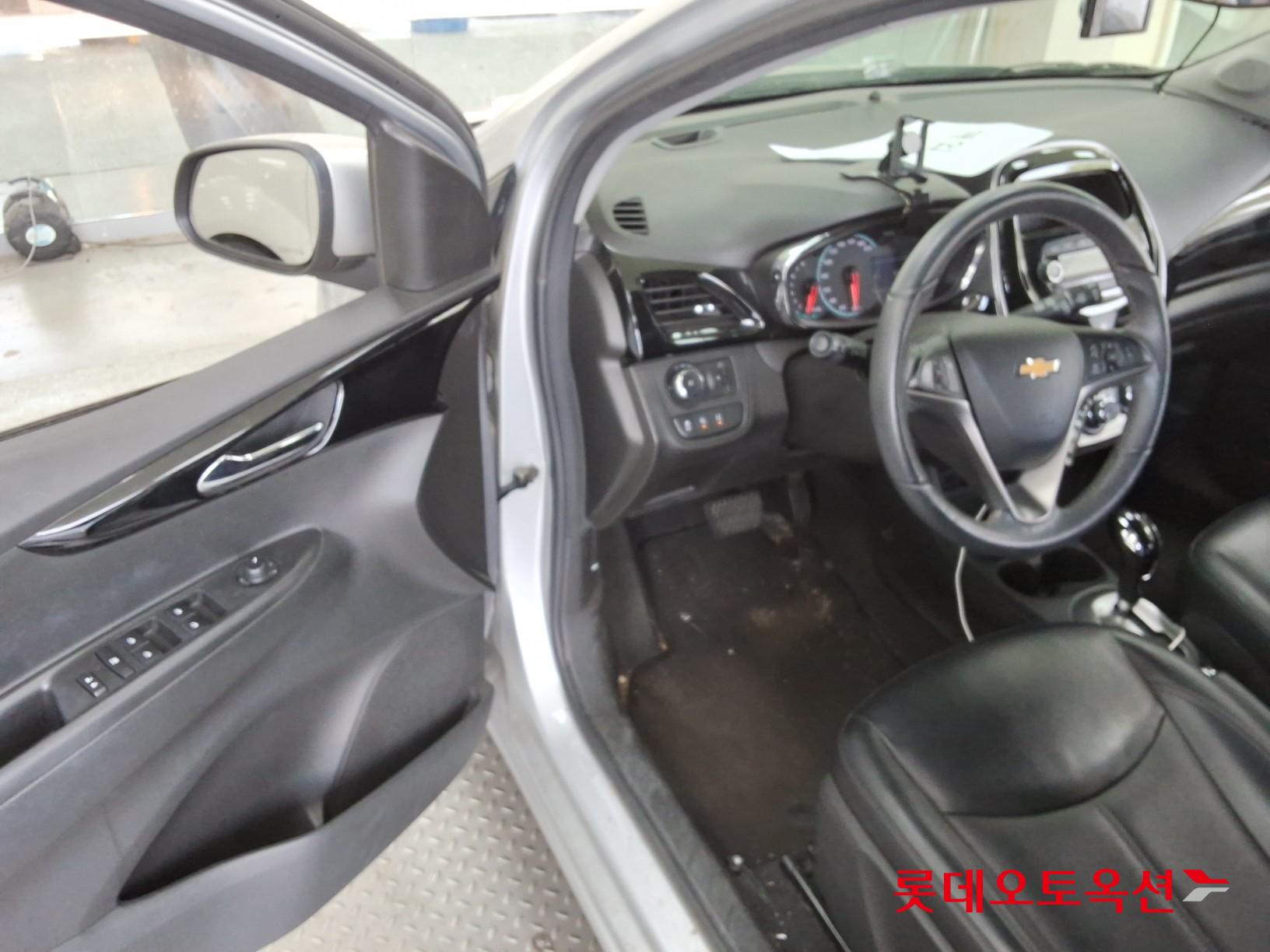 2017 - chevrolet spark